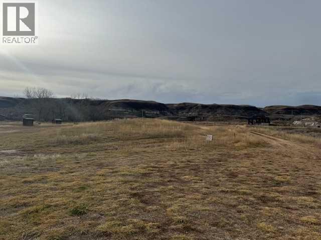 












670 Center Street

,
Drumheller,







Alberta
T0J0Y9

