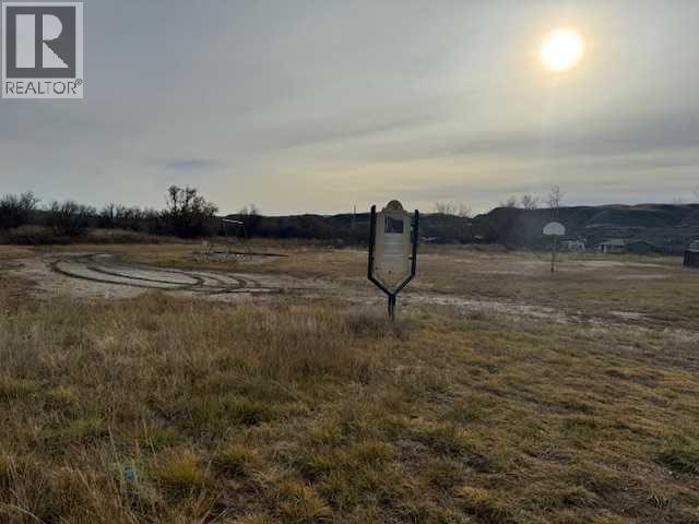 












670 Center Street

,
Drumheller,







Alberta
T0J0Y9

