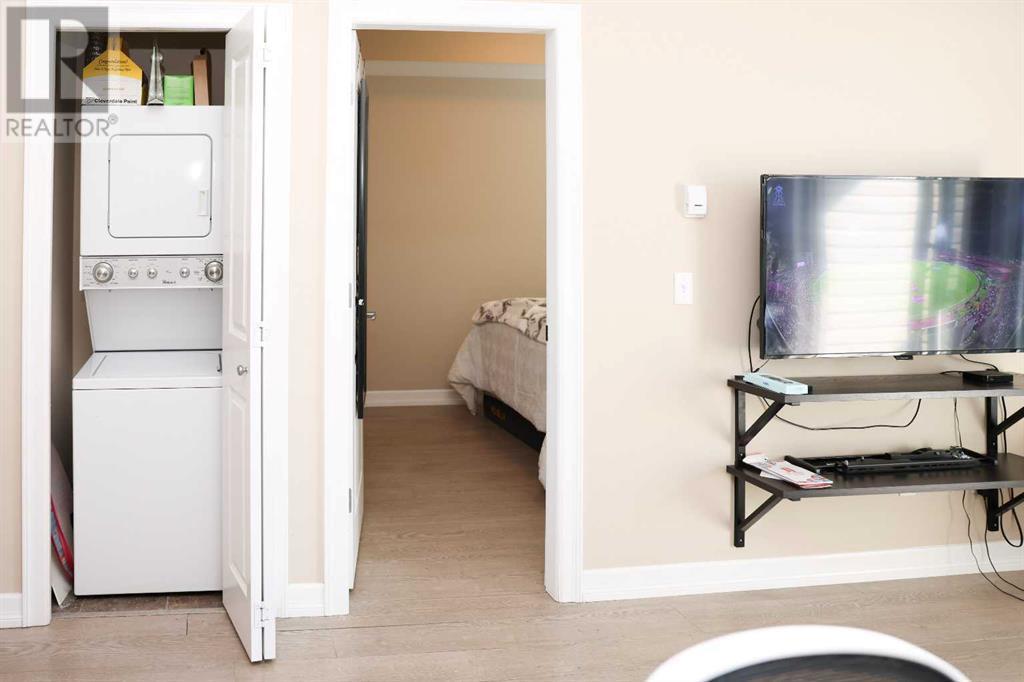 












311, 117 Copperpond Common SE

,
Calgary,




Alberta
T2Z5E6


