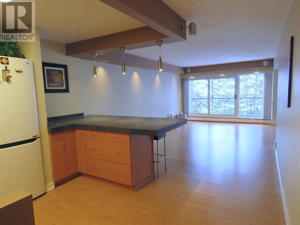 












204, 328 Cedar Crescent SW

,
Calgary,




Alberta
T3C2Y8

