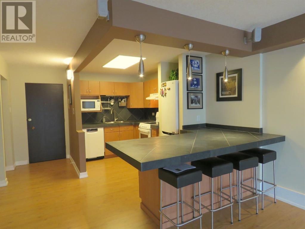












204, 328 Cedar Crescent SW

,
Calgary,




Alberta
T3C2Y8

