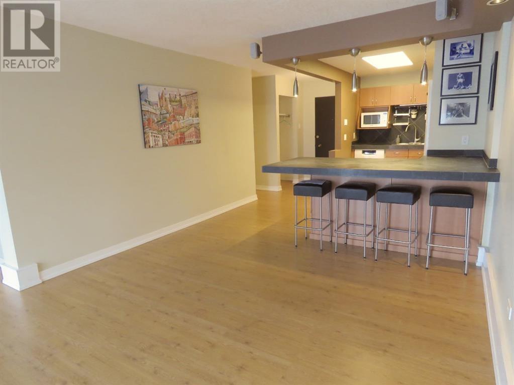 












204, 328 Cedar Crescent SW

,
Calgary,




Alberta
T3C2Y8

