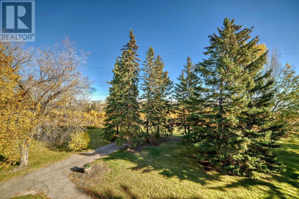 












204, 328 Cedar Crescent SW

,
Calgary,




Alberta
T3C2Y8

