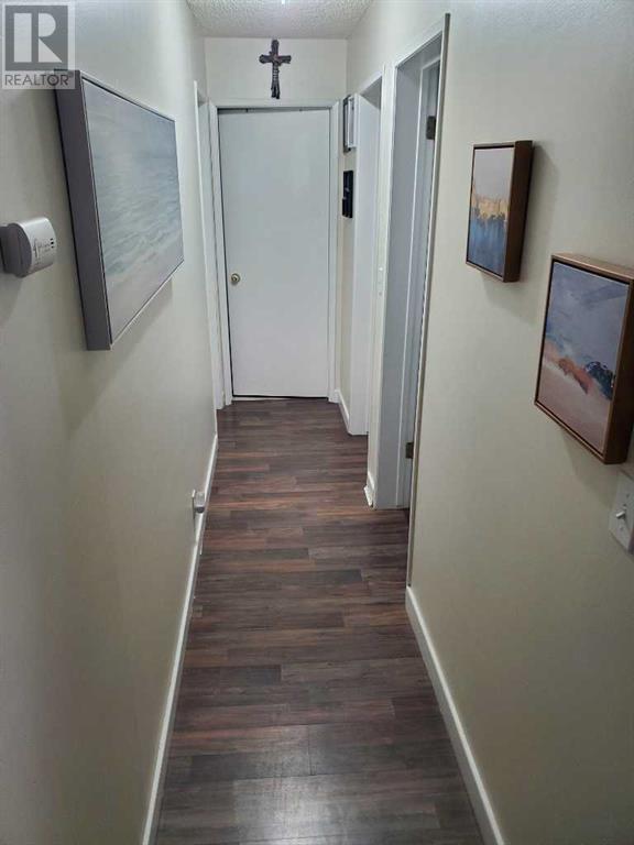 












102B, 5601 Dalton Drive NW

,
Calgary,




Alberta
T3A2E2

