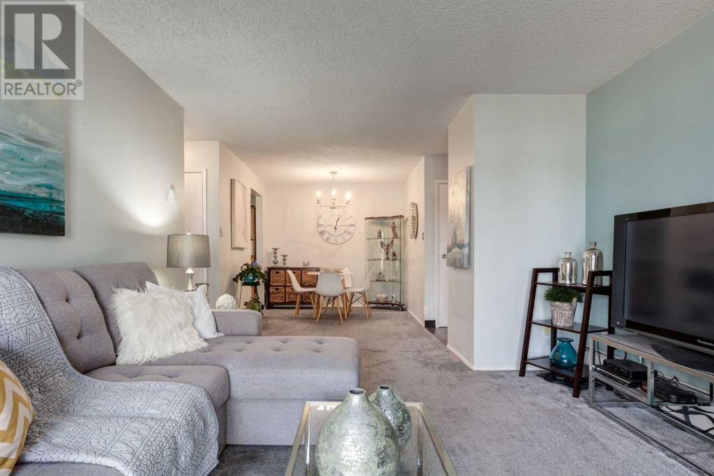 












4107, 315 Southampton Drive SW

,
Calgary,




Alberta
T2W2T6


