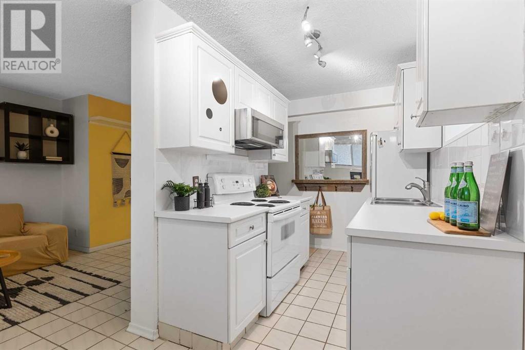 












101, 836 4 Avenue NW

,
Calgary,




Alberta
T2N0M8

