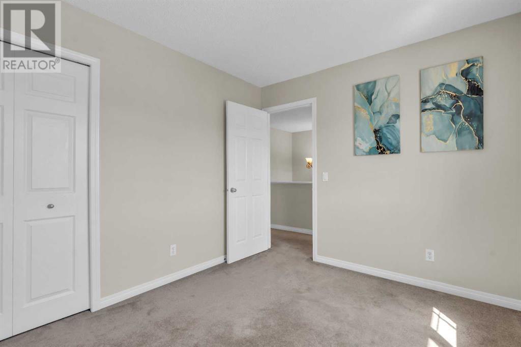 












342 Bridleridge View SW

,
Calgary,




Alberta
T2Y0E6


