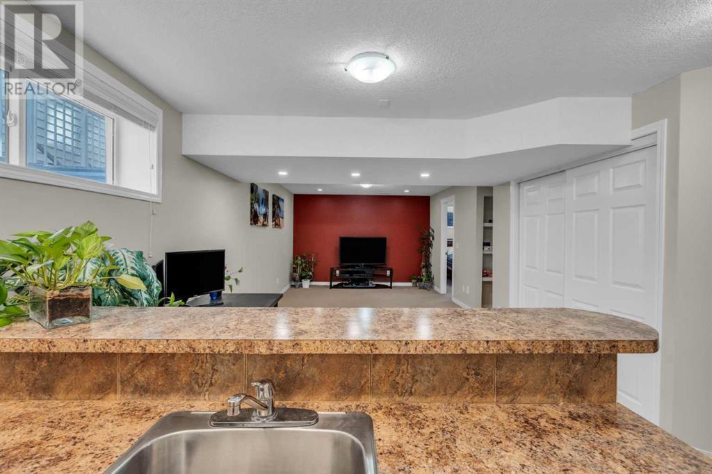 












342 Bridleridge View SW

,
Calgary,




Alberta
T2Y0E6

