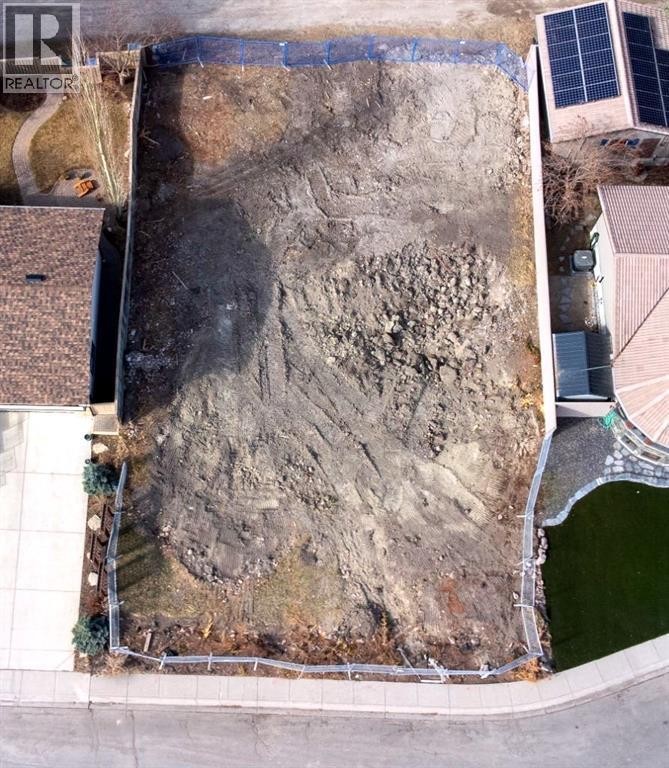 












328 Silver Crest Drive NW

,
Calgary,







Alberta
T3B2Y2

