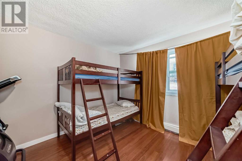 












1, 3511 15 Street SW

,
Calgary,




Alberta
T2T4A4

