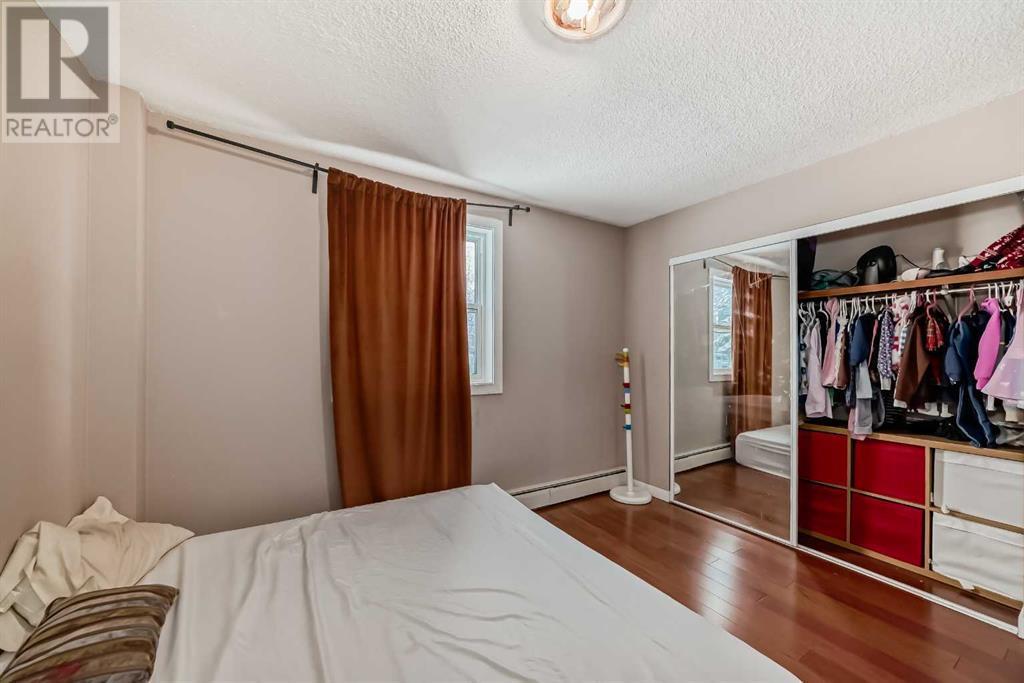 












1, 3511 15 Street SW

,
Calgary,




Alberta
T2T4A4

