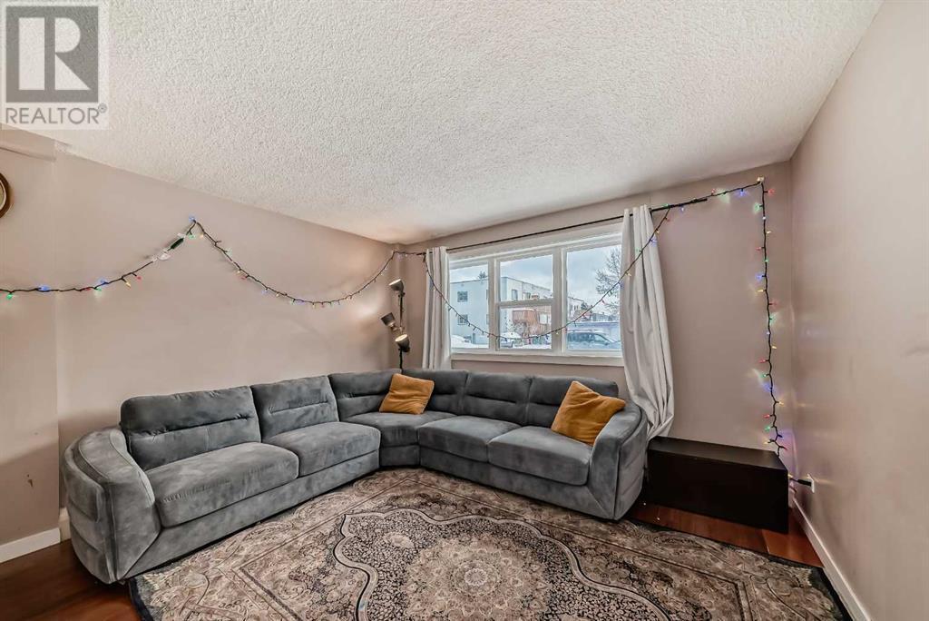 












1, 3511 15 Street SW

,
Calgary,




Alberta
T2T4A4

