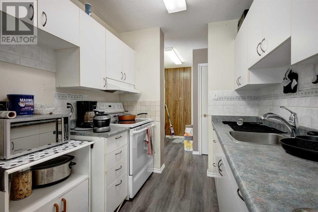 












329, 315 Heritage Drive SE

,
Calgary,




Alberta
T2H1N2

