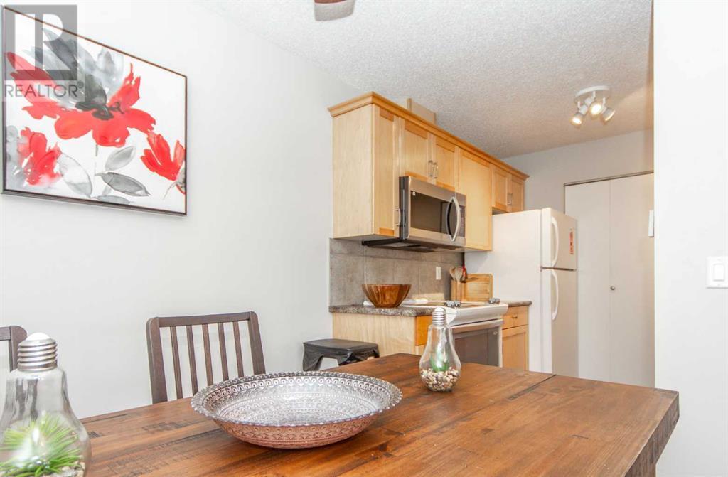 












4302, 13045 6 Street SW

,
Calgary,




Alberta
T2W5H1

