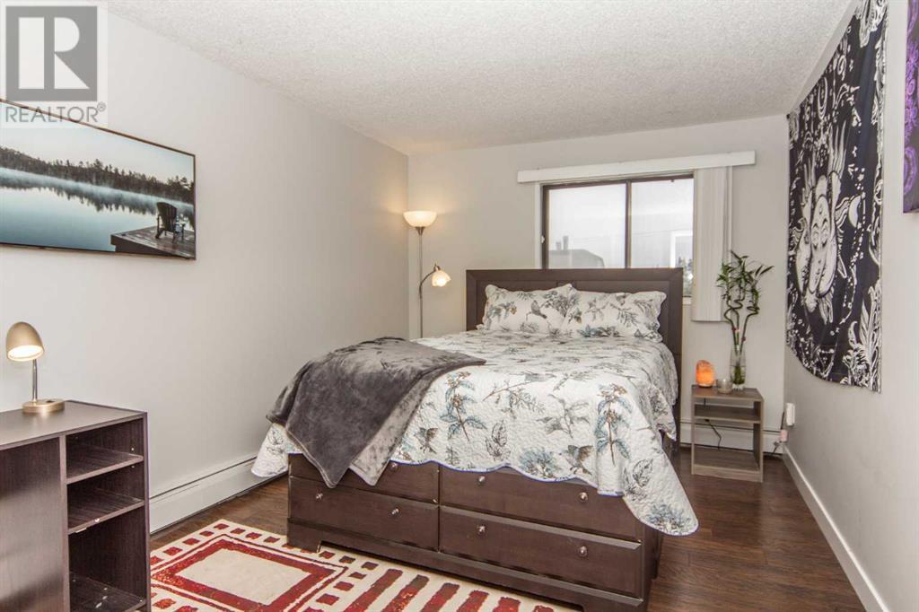 












4302, 13045 6 Street SW

,
Calgary,




Alberta
T2W5H1

