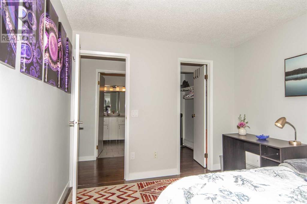 












4302, 13045 6 Street SW

,
Calgary,




Alberta
T2W5H1

