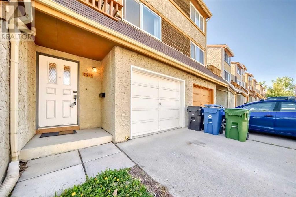 












6911 Ranchero Road NW

,
Calgary,




Alberta
T3J1J6

