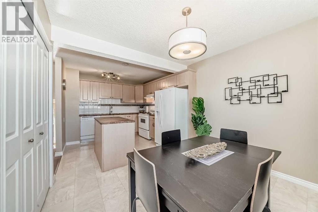 












6911 Ranchero Road NW

,
Calgary,




Alberta
T3J1J6

