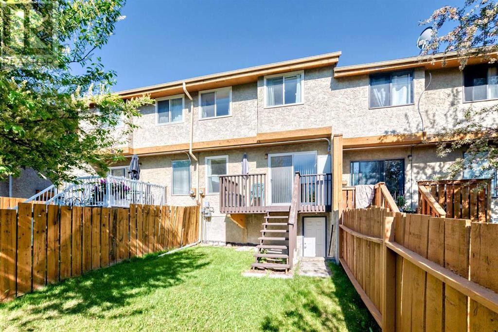 












6911 Ranchero Road NW

,
Calgary,




Alberta
T3J1J6

