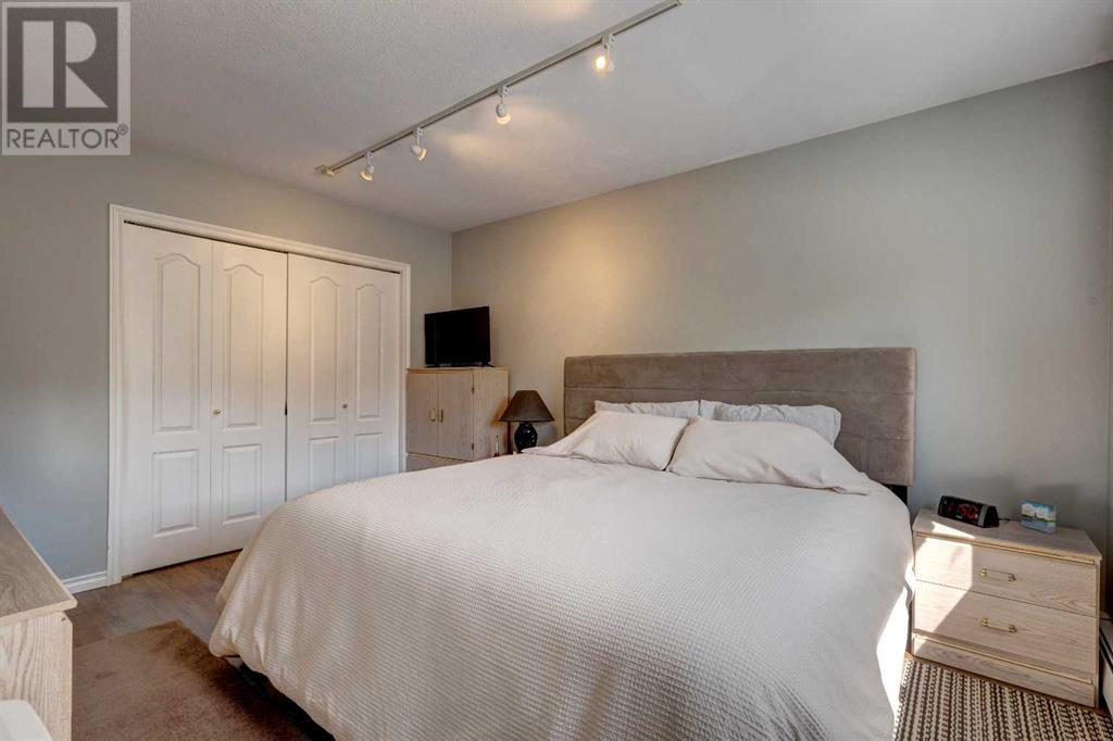 












303, 1715 35 Street SE

,
Calgary,




Alberta
T2A1B4

