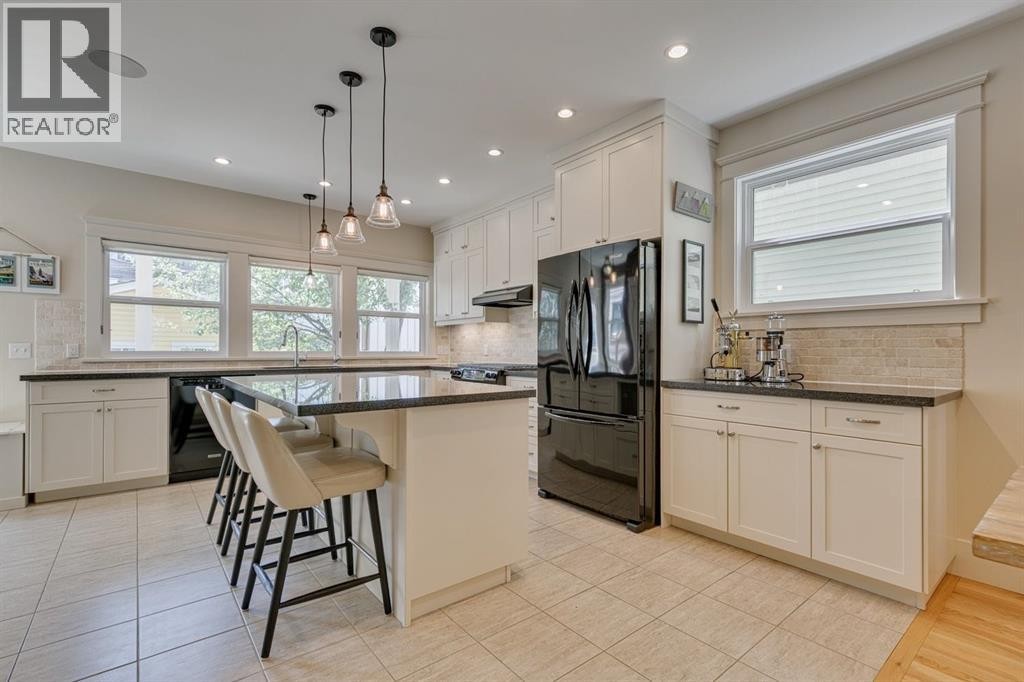 












609 23 Avenue SW

,
Calgary,




Alberta
T2S0J6

