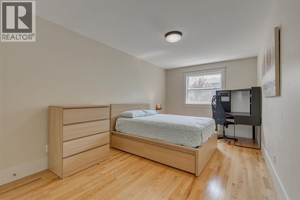 












609 23 Avenue SW

,
Calgary,




Alberta
T2S0J6

