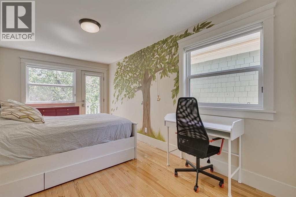 












609 23 Avenue SW

,
Calgary,




Alberta
T2S0J6

