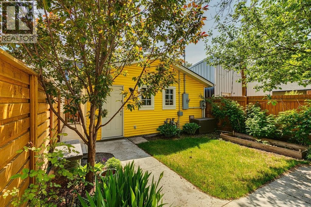 












609 23 Avenue SW

,
Calgary,




Alberta
T2S0J6

