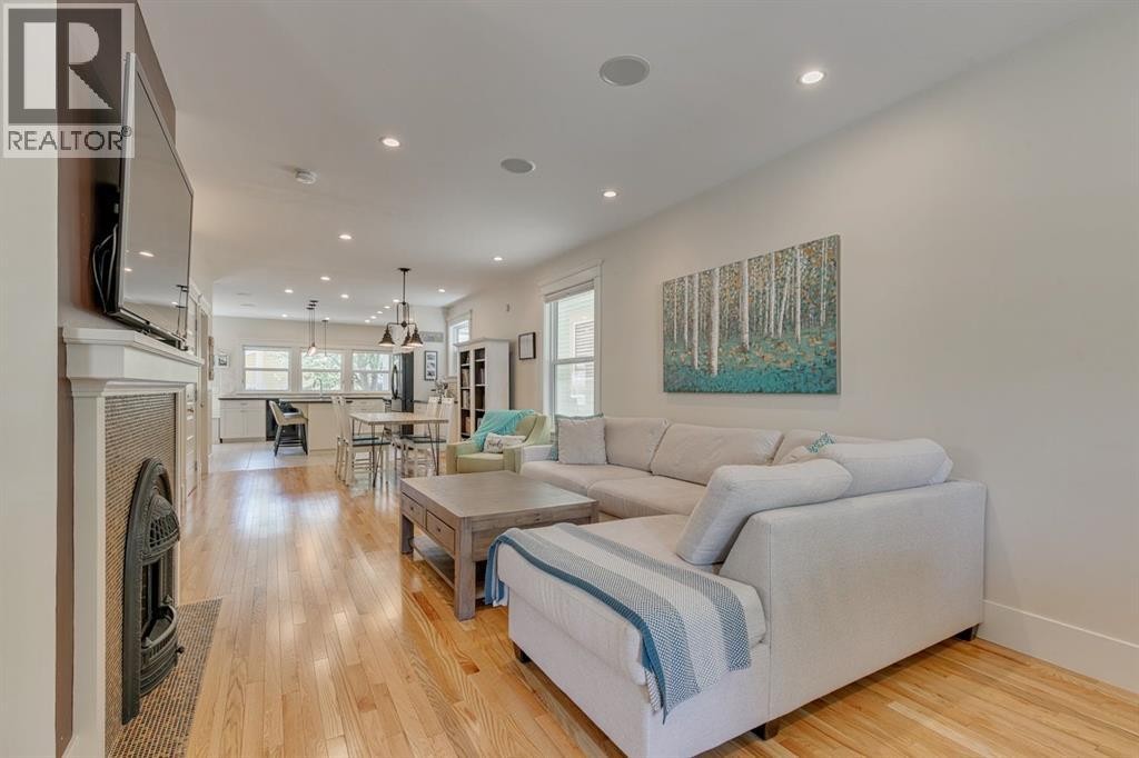 












609 23 Avenue SW

,
Calgary,




Alberta
T2S0J6

