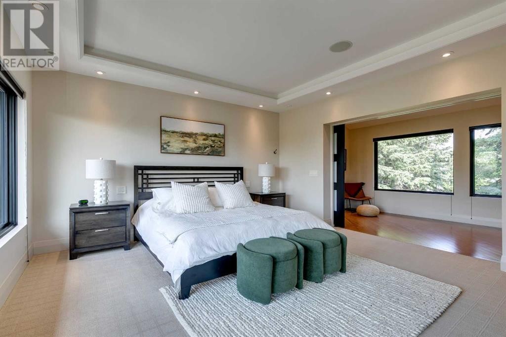 












5448 Bannerman Drive NW

,
Calgary,




Alberta
T2L1W2

