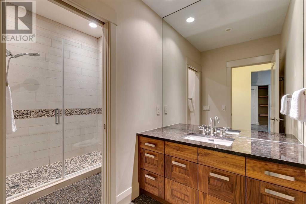 












5448 Bannerman Drive NW

,
Calgary,




Alberta
T2L1W2

