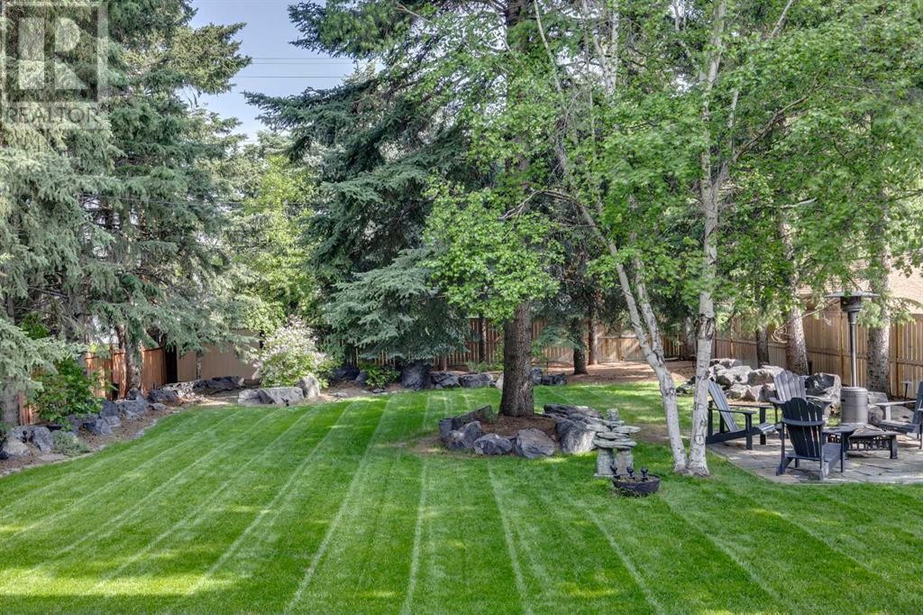












5448 Bannerman Drive NW

,
Calgary,




Alberta
T2L1W2

