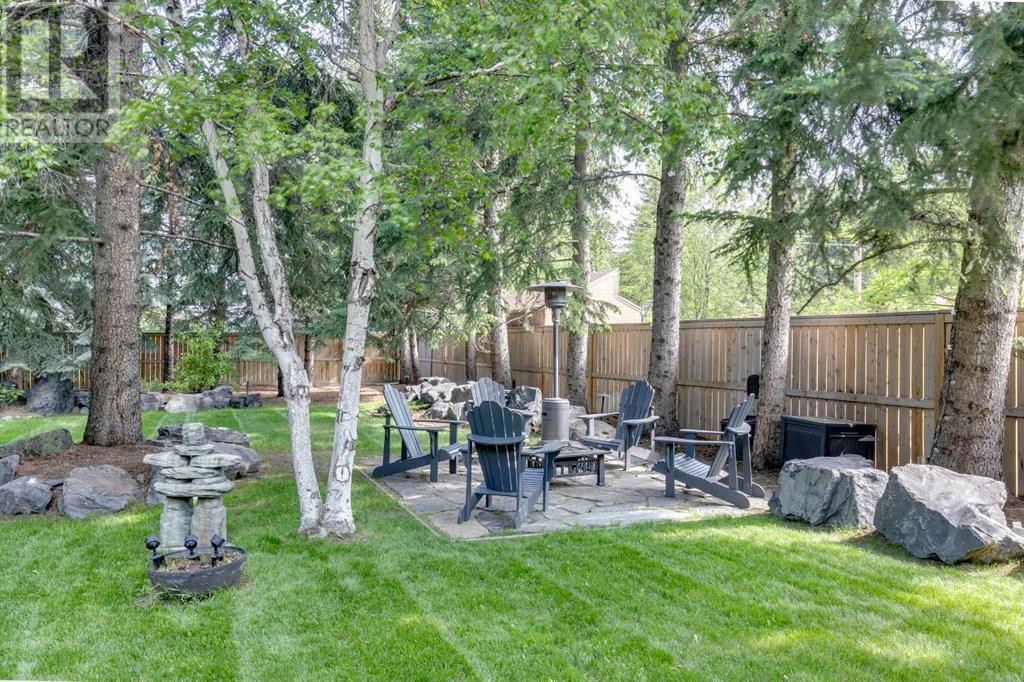 












5448 Bannerman Drive NW

,
Calgary,




Alberta
T2L1W2

