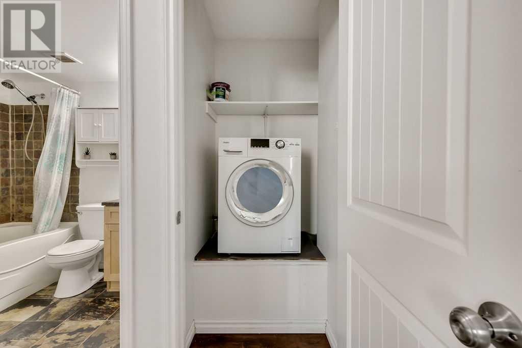 












706, 1312 13 Avenue SW

,
Calgary,




Alberta
T3C0T3

