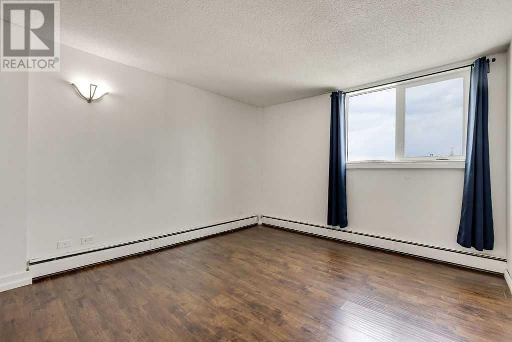 












706, 1312 13 Avenue SW

,
Calgary,




Alberta
T3C0T3


