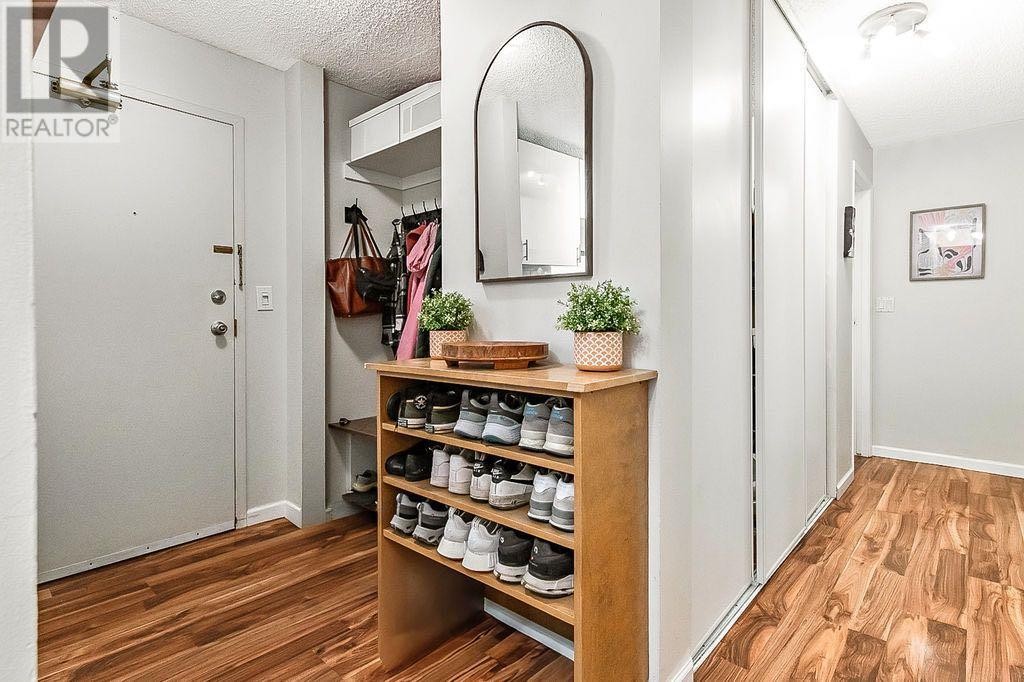 












7, 1607 26 Avenue SW

,
Calgary,




Alberta
T2T1C7

