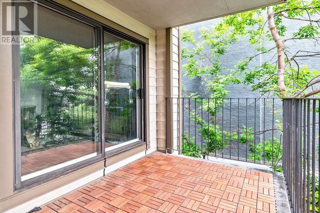












7, 1607 26 Avenue SW

,
Calgary,




Alberta
T2T1C7


