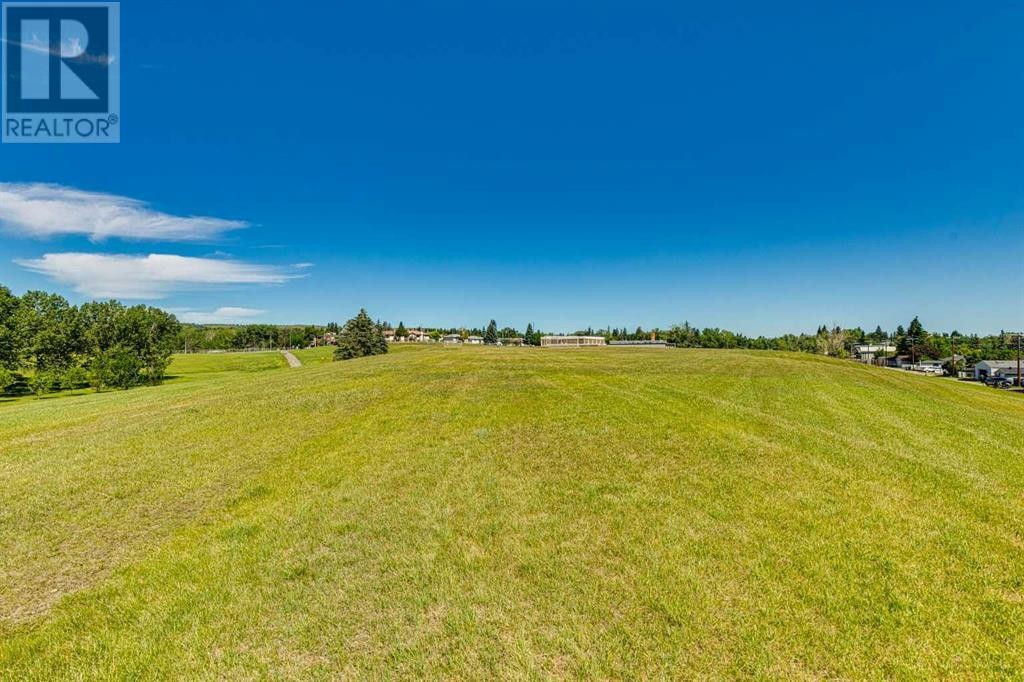 












202, 4455D Greenview Drive NE

,
Calgary,




Alberta
T2E6M1

