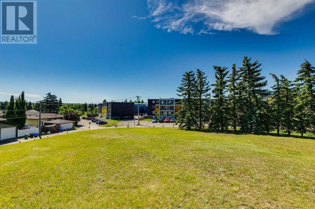 












202, 4455D Greenview Drive NE

,
Calgary,




Alberta
T2E6M1

