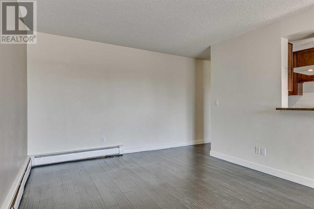 












202, 4455D Greenview Drive NE

,
Calgary,




Alberta
T2E6M1


