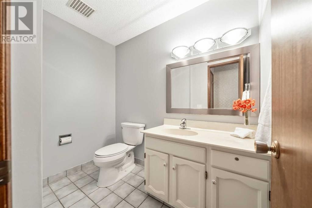 












28 Whiteridge Place NE

,
Calgary,




Alberta
T1Y2Y6

