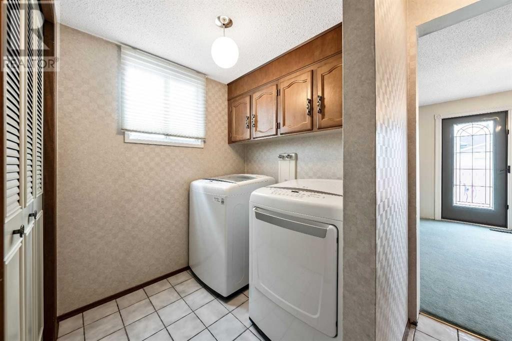












28 Whiteridge Place NE

,
Calgary,




Alberta
T1Y2Y6

