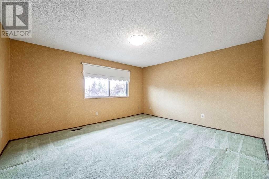 












28 Whiteridge Place NE

,
Calgary,




Alberta
T1Y2Y6

