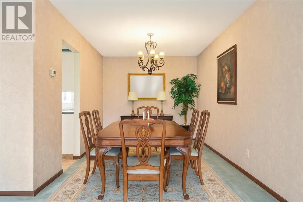 












28 Whiteridge Place NE

,
Calgary,




Alberta
T1Y2Y6

