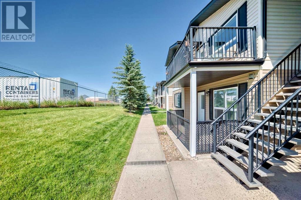 












206, 8 Bayside Place

,
Strathmore,




Alberta
T1P0E1

