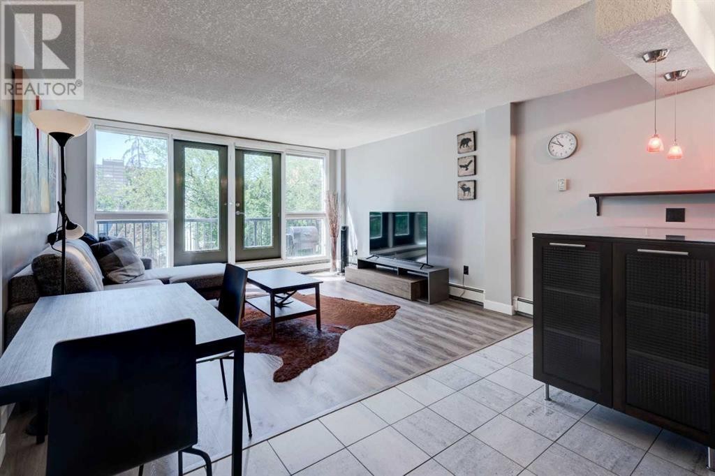 












413, 324 22 Avenue SW

,
Calgary,




Alberta
T2S0H4

