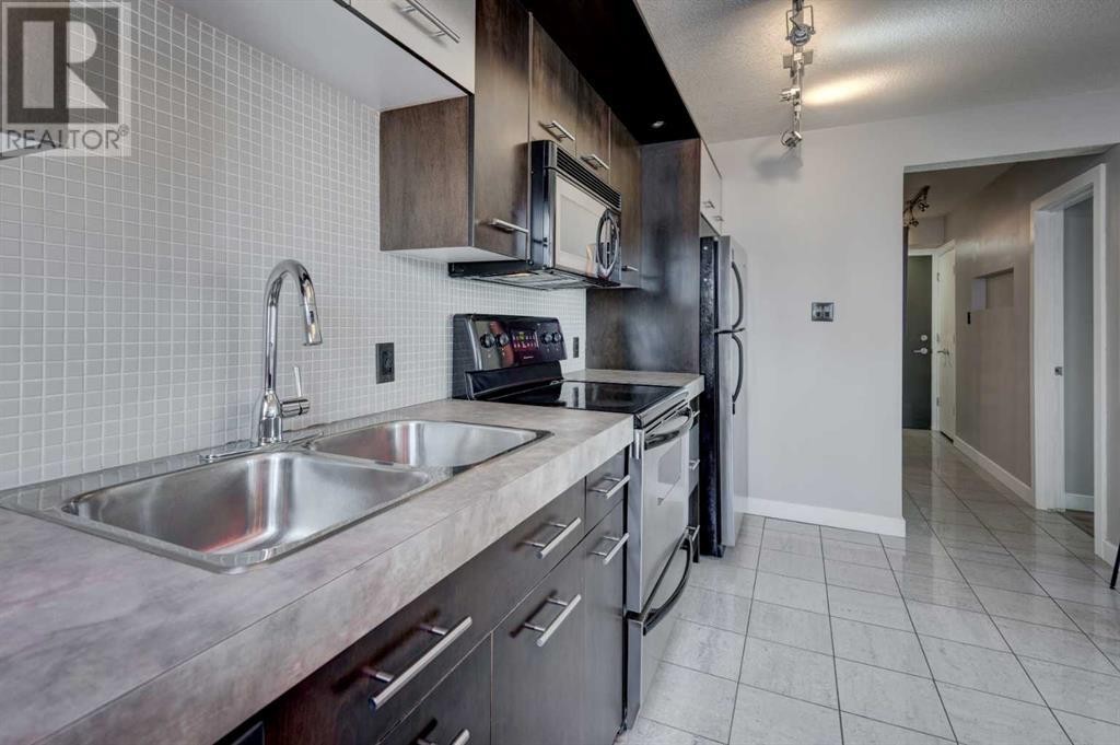 












413, 324 22 Avenue SW

,
Calgary,




Alberta
T2S0H4

