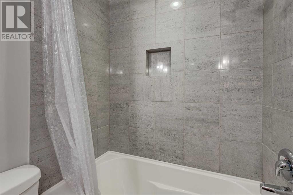 












413, 324 22 Avenue SW

,
Calgary,




Alberta
T2S0H4

