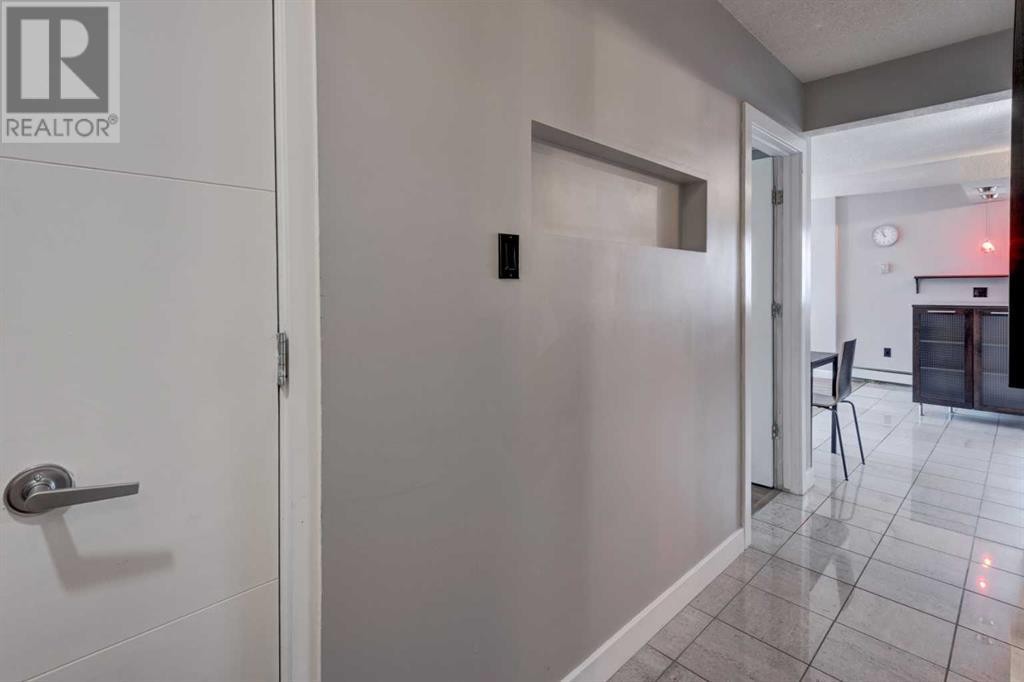 












413, 324 22 Avenue SW

,
Calgary,




Alberta
T2S0H4

