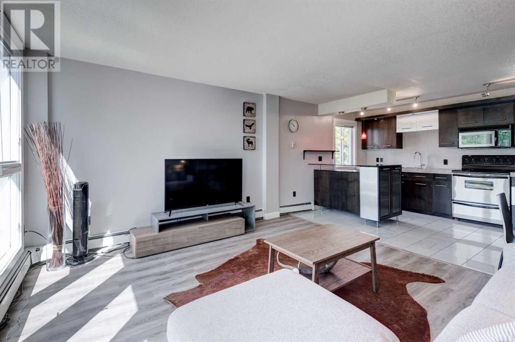 












413, 324 22 Avenue SW

,
Calgary,




Alberta
T2S0H4

